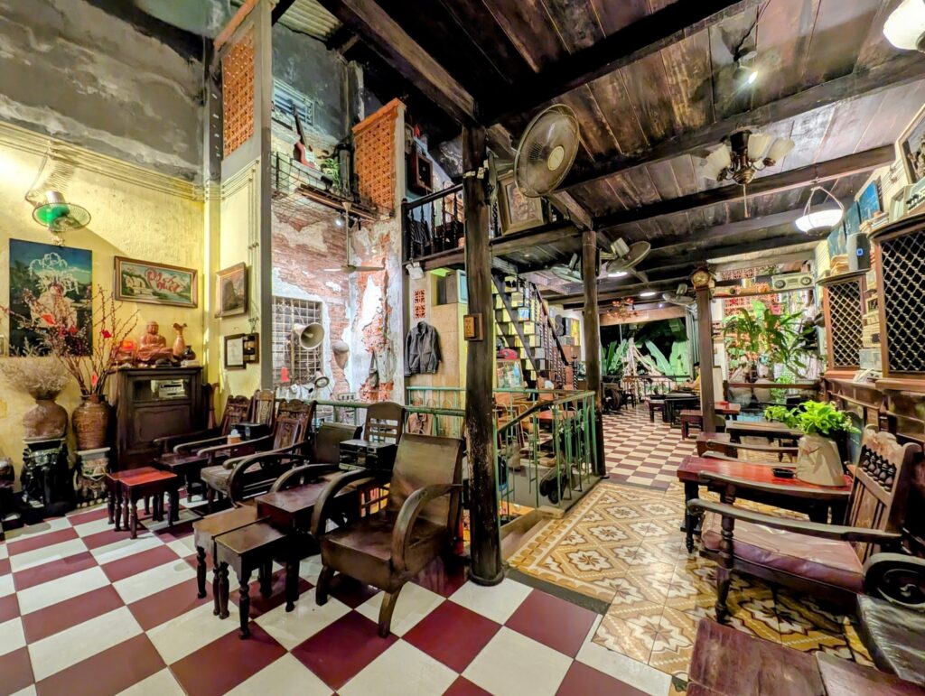 NAM house Cafe