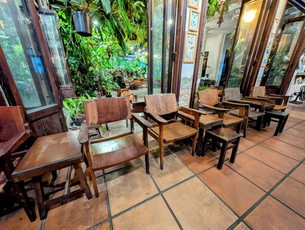 Nối Café